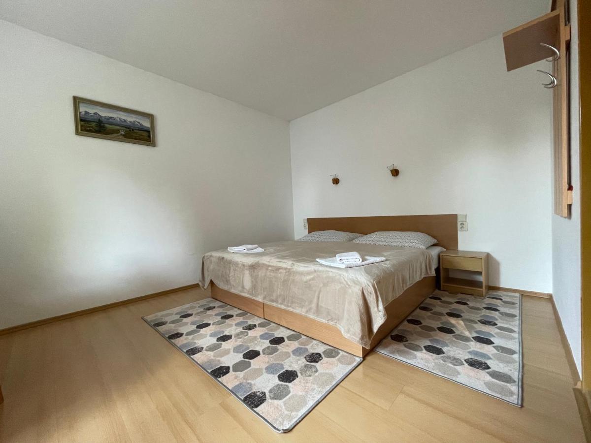 Apartamento Privat Hotos Liptovský Mikuláš Exterior foto